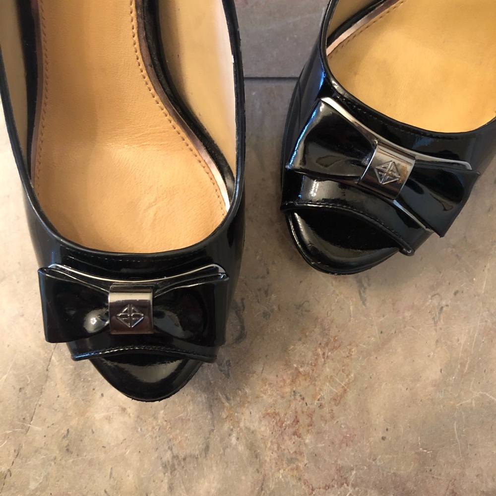 Antionio Melani Heels - Picture 2 of 8